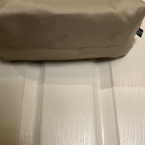 American Leather Co. Austin Shoulder Bag - Picture 11 of 11